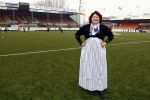 Volendam 18 november 2008
Er kmt een real life soap over volendamet oa Nick en Simon Ruud Gerda Jan en Monique Smit Jan Keizer Jack Veerman met vrouw Jaap Aloys en Alice Buys. Richarda v Kasbergen geeft rondleidingen in Volendam
Peter Smulders bv