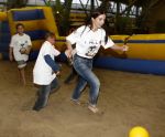 Aaslmeer, 17 December 2008
Kansarme kinderen krijgen een verwendag bij de Beach
Hoofdsponsor Disney & Wall-i, georganiseerd door de Class Company
Rossana Lima
Foto Peter Smulders BV