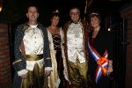 Amsterdam 21 december 2008
House warm party van Jan Smit en Yolanthe Cabau v Kasbergen. Iedereen is verkleed in kleding uit sprookjes. ruud Smit met vrouw en vrienden
Peter Smulders bv