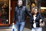 Amsterdam 24 december 2008
Ruud de Wild met zijn zwangere vrouw Aafke kerstinkopen aan het doen.
Peter Smulders bv