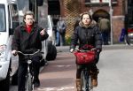 Amsterdam 19 april 2008
Sanne Wallis de Vries met man op de fiets in amsterdam.
Peter Smulders bv