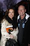 Amsterdam 10 december 2008
Beau v Erven Dorens springt in de Amstel van de mager brug ivm het uitkomen van zijn nieuwe boek. De Politie haalt hem uit het water. 
Sjoerd Pleijsier met vriendin Kathleen Vahl
Peter Smulders bv