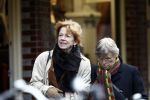 Amsterdam 3 december 2008
Sonja Barend aan het winkelen met een vriendin op de cornelis schuytstraat.
Peter Smulders bv