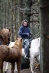 Bosch en Duin 4 december 2008
Belinda Meuldijk en Thiery Duval  op het paard rijden in de bossen bij hun huis in Bosch en duin.
Peter Smulders bv