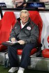 Eindhoven, 23 Oktober 2007
Champions League wedstrijd PSV-Fenerbahce, eindstand 0-0
Seizoen 2007/2008
Tonny Bruins Slot is zijn huiswerk aan het maken
