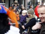 Amsterdam 29 november 2008
Tooske Breugem Ragas met dochter bij zwarte Piet en Sinterklaas.
Peter Smulders bv