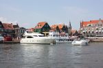 Volendam, 9 Juni 2008
Volendam vanaf de dijk, de Vissershaven, Visafslag, aankomst volendam vanaf het Ijsselmeer