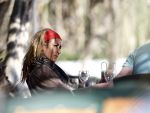 Ibiza 4 juli 2008
Wendy v Dijk op vakantie met haar zoontje Sem en vrienden
Ze heeft een cabrio gehuurd.