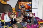 Uithoorn 23 januari 2008
Wendy v Dijk met Sem en broer Mike voorlezen tijdens de nationale vorleesdag  bij de speeldoos.