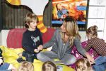 Uithoorn 23 januari 2008
Wendy v Dijk met Sem en broer Mike voorlezen tijdens de nationale vorleesdag  bij de speeldoos.