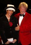 Amsterdam 10 oktober 2008
Premiere Sunset Boulevard in Carre. Willibrord Frequin met vrouw Susan
Peter Smulders bv