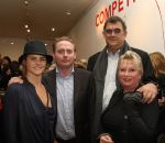 Amsterdam, 15 November 2008
Opening Expositie van Judith Wiersma
Willy Hoogland met gaar man Rob Hoogland en haar zoon en Judith Wiersma
Foto Peter Smulders BV