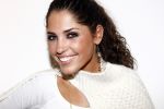 Amsterdam 15 januari 2008
Yolanthe Cabau v Kasbergen krijt smart auto voor haar goede doel.