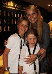 Amsterdam 22 mei 2010
Toppers in de arena met Rene Froger Gerard Joling Jeroen v d Boom en Gordon. Linda de Mol met kinderen Julian en Noah
Peter Smulders bv