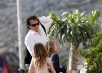 Ibiza 2 mei 2010
Marco Borsato met Leontien Luca Jada Senna en moeder Mary Borsato op vakantie op ibiza.
Peter Smulders bv
