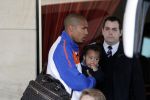 Noordwijk en Schiphol 19 mei 2010
Vertrek Nederlands elftal met vrouwen en kinderen naar Oostenrijk voor trainingskamp ivm WK voetbal. Nigel de Jong met zijn vriendin Winoma en dochter Isaura
Peter Smulders bv