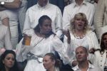 Amsterdam 22 mei 2010
Toppers in de arena met Rene Froger Gerard Joling Jeroen v d Boom en Gordon. Patty Brard met vriend Antoine
Peter Smulders bv
