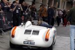 Brescia 6 mei 2010
Mille Miglia in brescia. Prinses Annette en Evelyne Westerman rijden in porsche spyder van State of art.
Peter Smulders bv