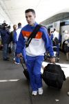Noordwijk en Schiphol 19 mei 2010
Vertrek Nederlands elftal met vrouwen en kinderen naar Oostenrijk voor trainingskamp ivm WK voetbal. Robin v Persie met zijn vrouw Bouchra en kinderen Shaqueel en Dina
Peter Smulders bv