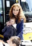 Noordwijk en Schiphol 19 mei 2010
Vertrek Nederlands elftal met vrouwen en kinderen naar Oostenrijk voor trainingskamp ivm WK voetbal. Robin v Persie met zijn vrouw Bouchra en kinderen Shaqueel en Dina
Peter Smulders bv