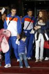 Noordwijk en Schiphol 19 mei 2010
Vertrek Nederlands elftal met vrouwen en kinderen naar Oostenrijk voor trainingskamp ivm WK voetbal. Robin v Persie met zijn vrouw Bouchra en kinderen Shaqueel en Dina
Peter Smulders bv