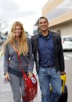 Ibiza 3 mei 2010
Estelle Gullit haalt haar man Ruud  op van het vliegveld op een regenachtig ibiza.
Peter Smulders bv