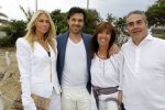 Ibiza 4 mei 2010
Sergio Herman en Ellemieke Vermolen vieren de 40e verjaardag van Sergio met vrienden op het strand bij El Chirinquito. Sergio Herman met ouders en Ellemieke Vermolen
Peter Smulders bv