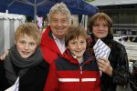 Breda 12 mei 2010
Feestje princess in Breda. Tony Eyk met vrouw kleinzoon en een vriendje
Peter Smulders bv