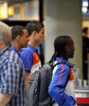 Noordwijk en Schiphol 19 mei 2010
Vertrek Nederlands elftal met vrouwen en kinderen naar Oostenrijk voor trainingskamp ivm WK voetbal. Vurnon Anita
Peter Smulders bv