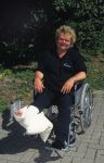 Andre Hazes
9 mei 1989 met gebroeken voet
Foto Peter Smulders BV
