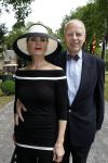 Breukelen 15 juni 2011
Haringparty op Neyenrode. Ans Markus met vriend Wybe Tuinman
Peter Smulders bv
