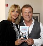 Amsterdam 8 juni 2011
Presentatie boek Bastiaan ragas in het melkhuisje. Zijn vrouw Tooske en  ouders waren ook aanwezig. Daphne Deckers
Peter Smulders bv