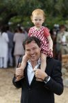 ibiza 4 juni 2011
Lodewijk Hoekstra en zijn vrouw Kristel trouwen op ibiza. Caspar Burgi met zijn dochter
Peter Smulders bv