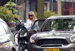 Amsterdam 10 mei 2011
Connie Breukhoven met har nieuwe mini countryman.
Peter Smulders bv