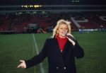 Eindhoven, 4 December 1990
Corry Konings tijdens een optreden in het PSV stadion
Foto Peter Smulders BV