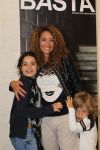 Amsterdam, 12 Mei 2011 Presentatie Magazine BASTA
Fajah Lourens met haar kinderen
Foto Peter Smulders BV