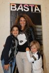 Amsterdam, 12 Mei 2011 Presentatie Magazine BASTA
Fajah Lourens met haar kinderen
Foto Peter Smulders BV