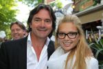 Bergen (NH), 2 Mei 2011
Uitreiking 24e CD van Gerard Joling
Hein Vergeer met zijn dochter Simone Vergeer
Foto Peter Smulders BV