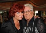 Oudendijk, 13 Mei 2011
Imca Marina 70 jaar en een groot feest
Imca met haar oudste fan/vriendin
Foto Peter Smulders BV