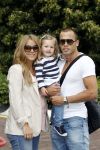 Schiphol oost 10 juni 2011
Johnny Heitinga en zijn zwangere vrouw Charlotte gaan met prive vliegtuig en dochter Jezebel op vakantie naar ibiza.
Peter Smulders bv