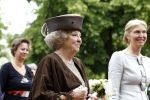 Amsterdam 26 mei 2011
Koningin Beatrix opent expositie van kunst op de apollolaan. Jan Cremer begeleidt haar.
Peter Smulders bv
