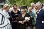 Amsterdam 26 mei 2011
Koningin Beatrix opent expositie van kunst op de apollolaan. Jan Cremer begeleidt haar.
Peter Smulders bv