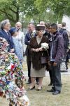 Amsterdam 26 mei 2011
Koningin Beatrix opent expositie van kunst op de apollolaan. Jan Cremer begeleidt haar.
Peter Smulders bv