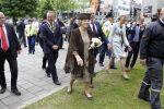 Amsterdam 26 mei 2011
Koningin Beatrix opent expositie van kunst op de apollolaan. Jan Cremer begeleidt haar.
Peter Smulders bv