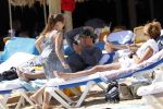 ibiza 5 mei 2011
Marco Borsato met zijn vrouw Leontine en kinderen Jada Senna en Luca op vakantie op ibiza . Ook de aupair is mee.
Peter Smulders bv