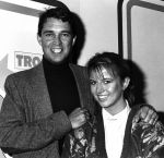 1985 
Linda de Mol als assistente van Ron Brandsteder bij de Showbizzquiz
Foto Peter Smulders