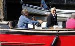 Amsterdam 7 mei 2011
Maarten Spanjer en zijn vriendin varen met hun boot door de grachten van Amsterdam.
Peter Smulders bv