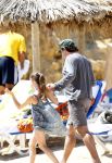 ibiza 5 mei 2011
Marco Borsato met zijn vrouw Leontine en kinderen Jada Senna en Luca op vakantie op ibiza . Ook de aupair is mee.
Peter Smulders bv