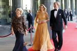 Amsterdam 27 mei 2011
Verjaardagsfeest prinses Maxima vanwege haar 40e verjaardag in het concertgebouw. Aanwezig oa Prins Willem Alexander Koningin Beatrix Prinses Irene Prinses Christina Margriet Pieter v Vollenhoven Prins Friso en mabel Wisse Smit Prins Constantijn en Prinses laurentien Prins Maurits en Marilenen Prins Bernhard en Annette Prins Floris en Aimee  Prins Pieter Christiaan en Anita alsmede haar ouders Jorge Zorrequieta en moder en broer Martin.
Peter Smulders bv
