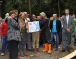 Mierlo, 16 Juni 2011
Stichting Heppie bouwt nieuw hotel samen met Rene Froger en Natasja Froger
bij t Wolfsven in Mierlo
Foto Peter Smulders BV